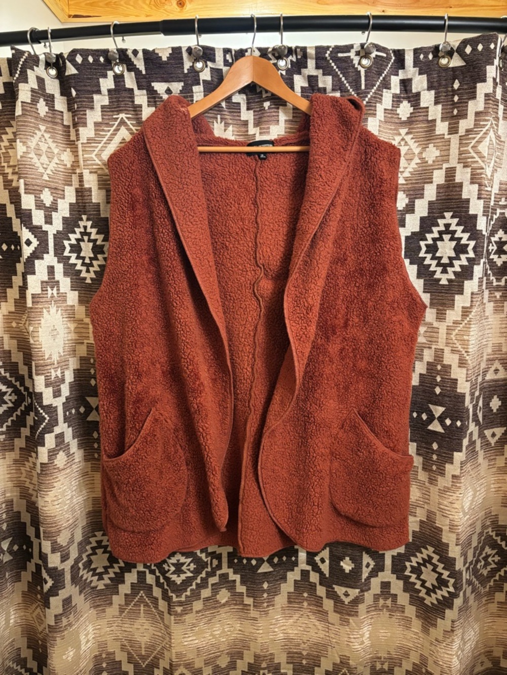 Zenana Outfitters Burnt Red Sherpa Vest Size 1X - Picture 3 of 9
